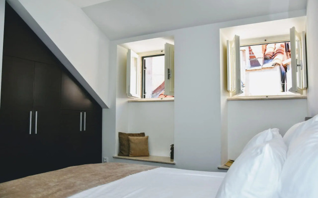 Celenga Apartments with free offsite parking