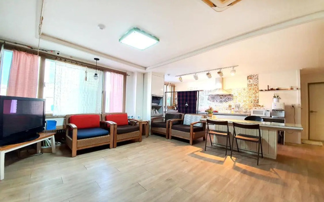 Pohang Youngildae Guesthouse Hostel