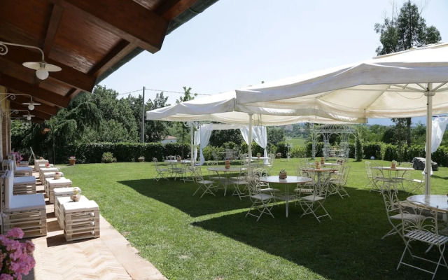 Valle Dell'Aquila Country House