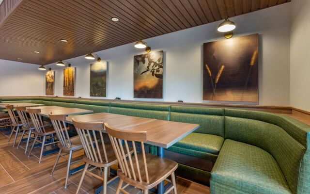 Super 8 Sandusky North