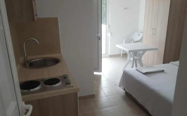 Ulcin Relax Apartments & Rooms