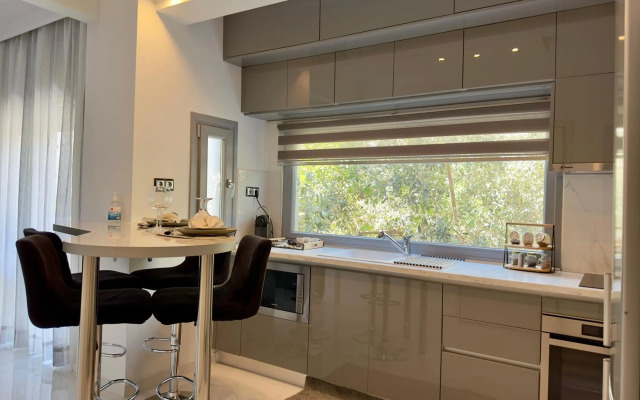 Luxurious Modern Home in Kalamaria, Thessaloniki