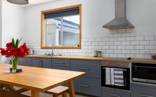 SPINDRIFT Kiama and Surrounds 4pm check out Sundays