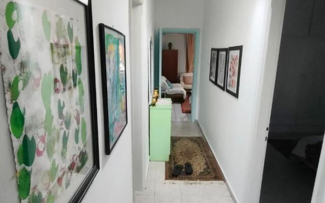 Quiet House with Private Garden