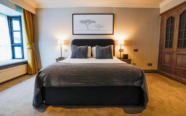 Villiers Hotel