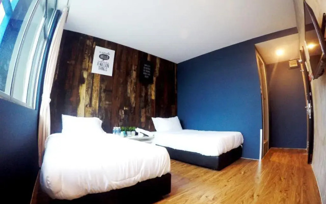 Monaco Boutique Hotel Sadong Jaya