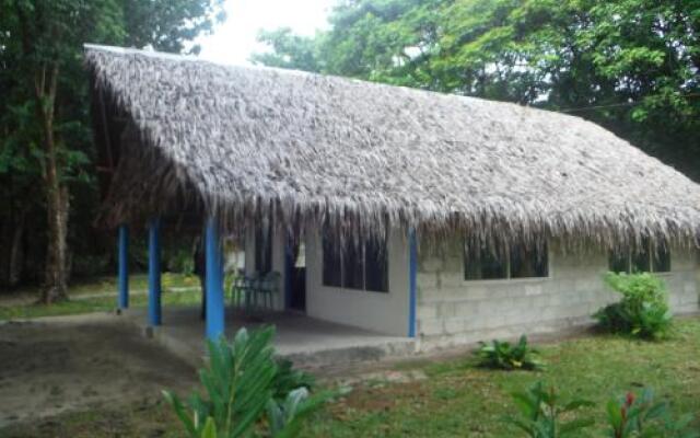 Lonnoc Beach Bungalows