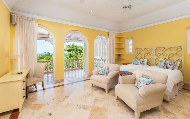 Waterfalls - 6 bed Peaceful and Secure Luxury