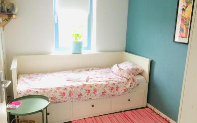 Canal House - Homestay