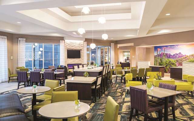 La Quinta Inn & Suites by Wyndham Phoenix Chandler