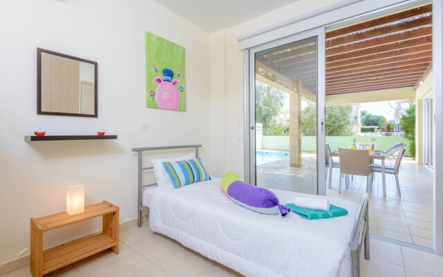 Konnos Beach Villa 2