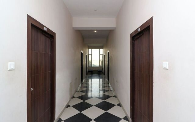 OYO 14703 Hotel Gen X Aravali