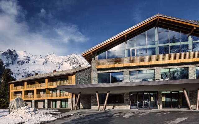 Grand Hotel Courmayeur Montblanc by R Collection Hotels