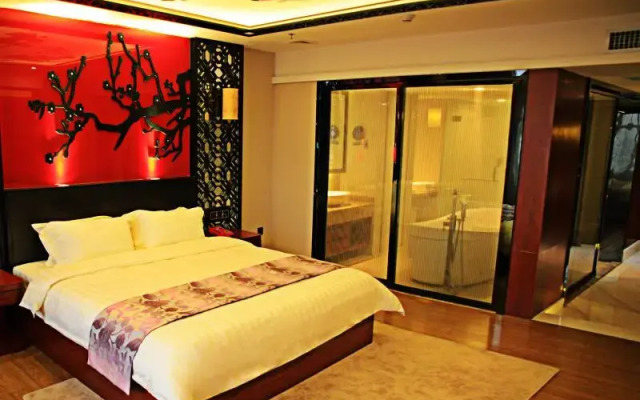 Donghui Pullaton Boutique Hotel