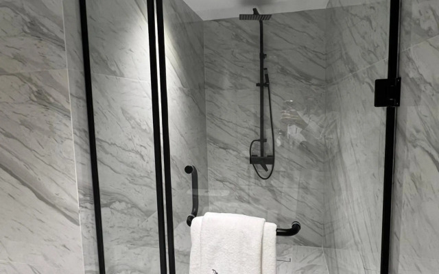 The Key - Luxury Apartment