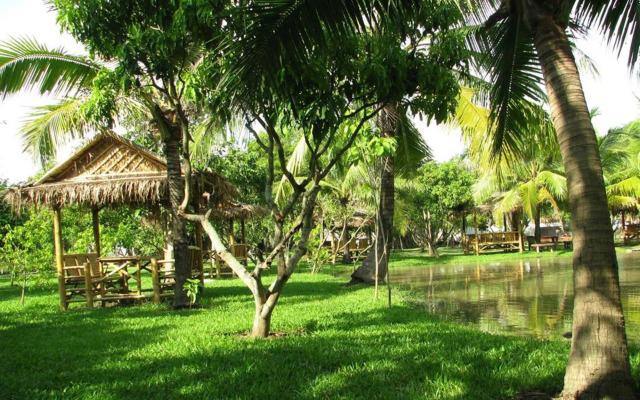 Racha Herb Gardens