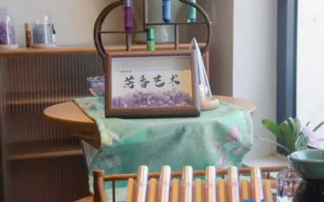 TENGCHONGTENGYUSHIGUANG