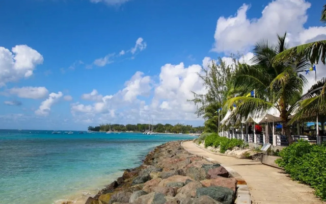 Beachcomber 3 Bedroom Home by Bluescape