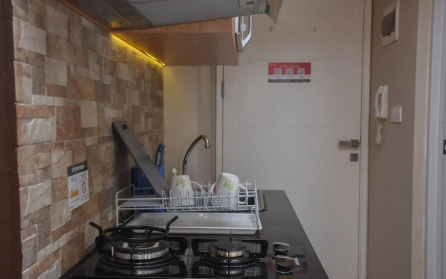 Cozy Living Studio at Springlake Summarecon Bekasi Apartment