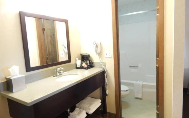 Super 8 White River Junction