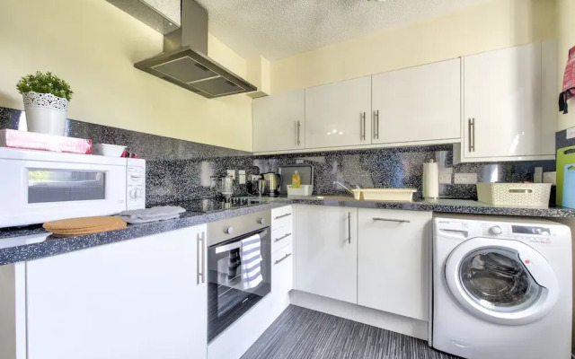Stunning Studio Apartment Castle View