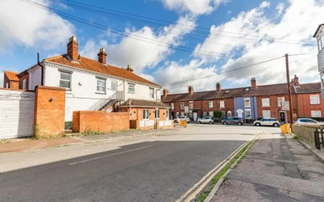 Host Stay Angel Apartment