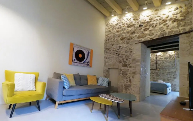 Sr-i754-giude36a1 - Ares Vintage Apartment