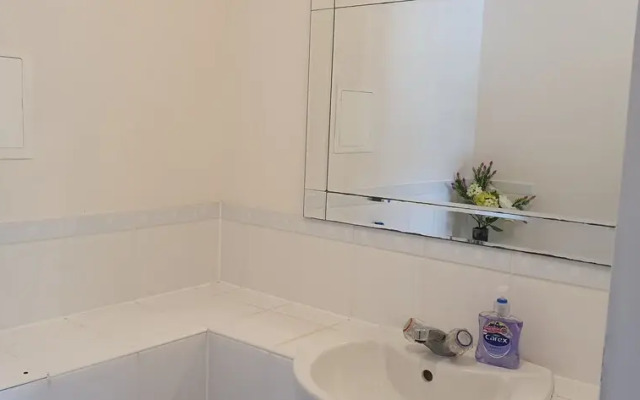 GF-Luxury Apartment