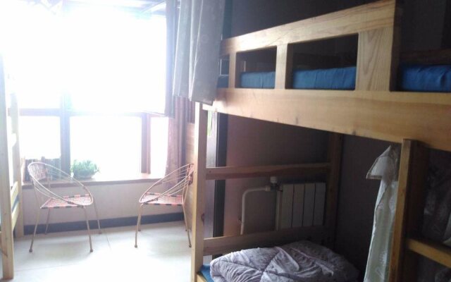 Tianjin Liunian Hostel