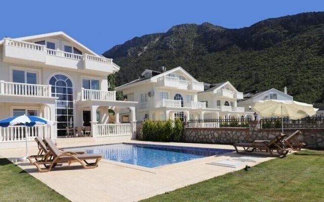 Villa BEY2 by JoyLettings