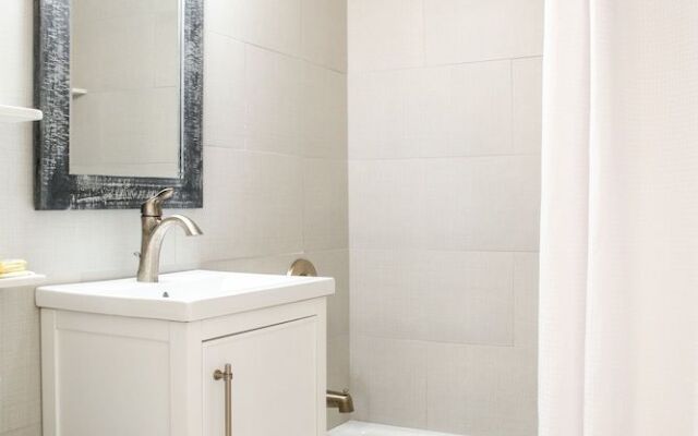 Bristol Plaza Resort Motel