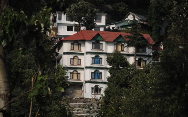 Beyond Stay Lall Ji Tourist Resort Dalhousie