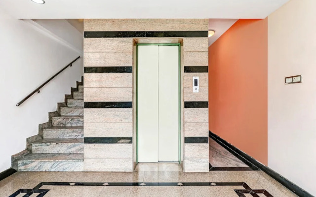 OYO 60932 Hotel Basera Inn