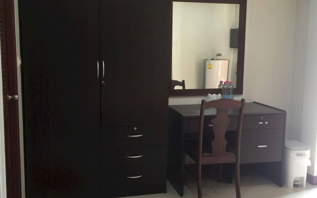 Pra-Ae Lanta Apartment