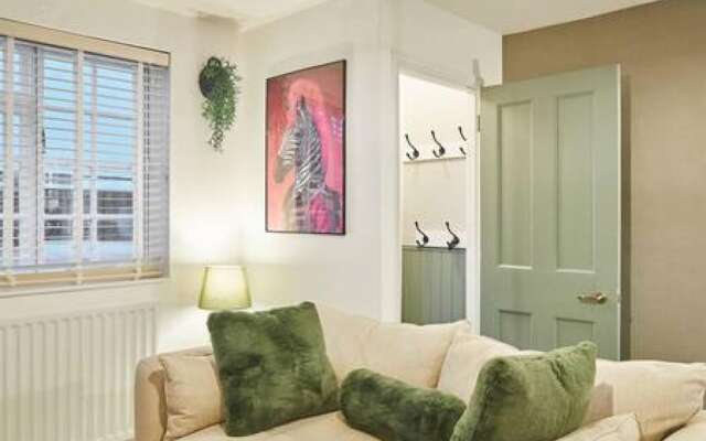 Host Stay Bentley Wynd