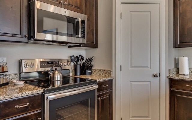 Desert Edge 3 Bedroom Townhouse by RedAwning
