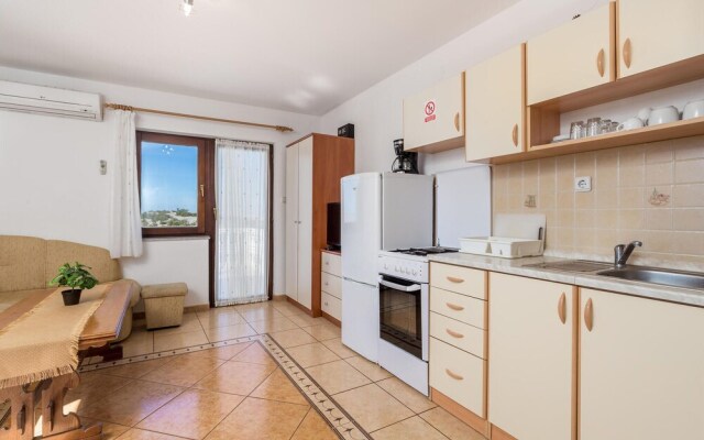 Nice Home in Jablanac With Wifi and 1 Bedrooms