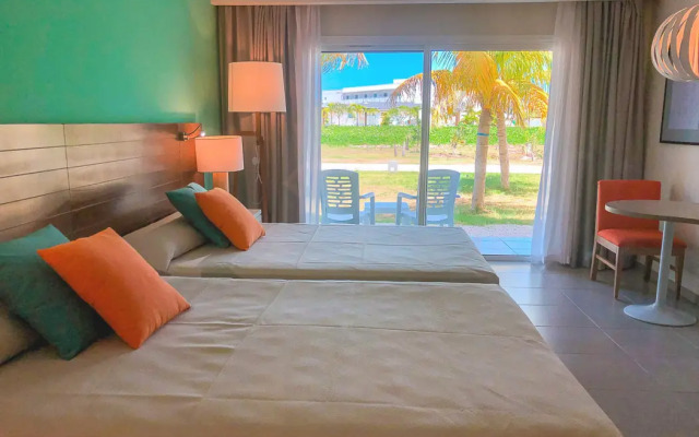 Hotel Valentin Cayo Cruz