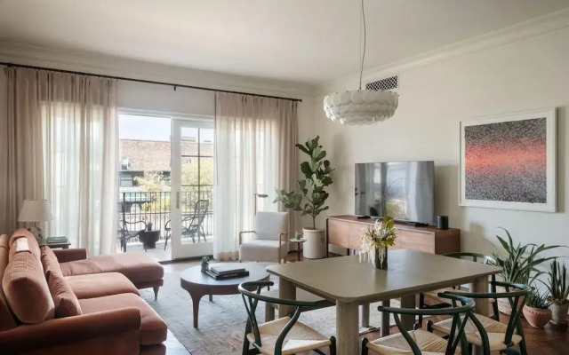 The Pinch Hotel