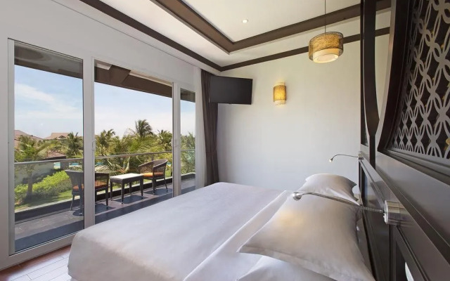 Robinson Nam Hoi An