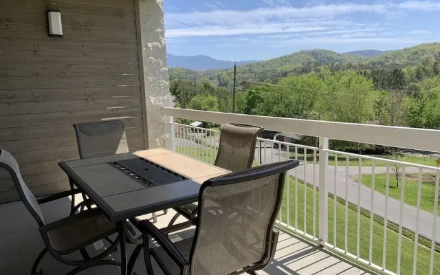 Whispering Pines 524