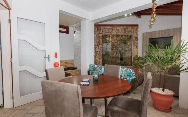 Letto Hotel Jurere Guest House