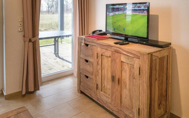 Beautiful Apartment in Rechlin With 2 Bedrooms, Sauna and Wifi