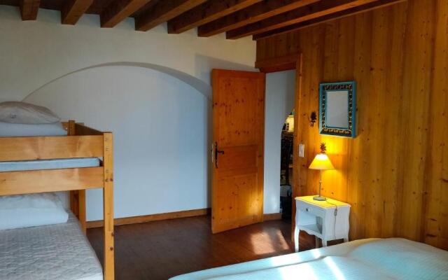 Chalet Du Vieux Guide