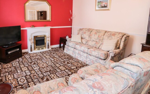 Flat 2 Cambridge Court