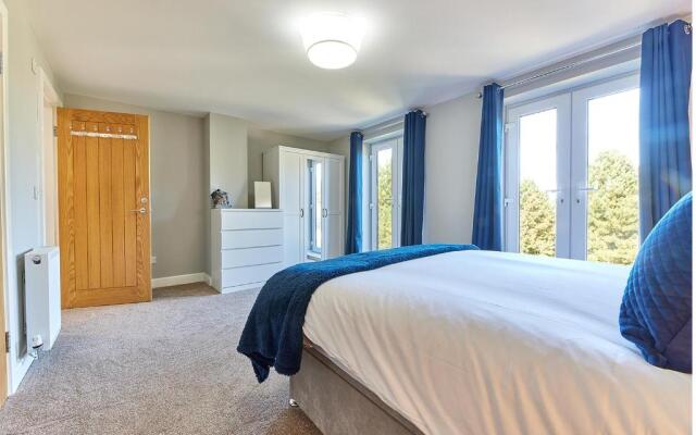 Host Stay Castle View