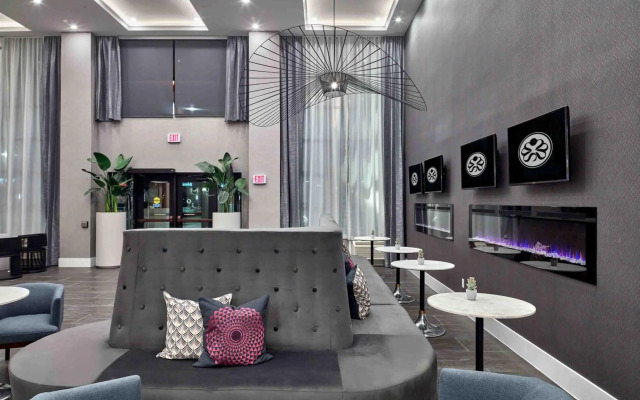 Sandman Signature Plano - Frisco Hotel
