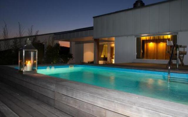 Pavi Apts Ljubljana - Private Rooftop Swimming pool