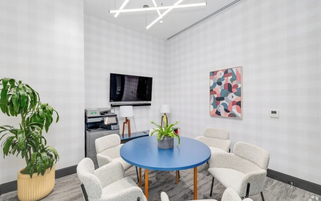 Luxury Apartments by Hyatus at Central Philly