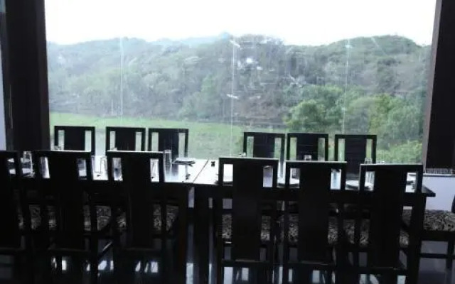 Hotel Palace on the way